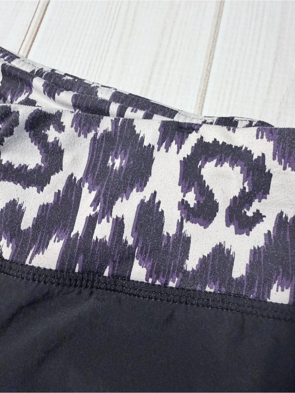 lululemon athletica Shorts - Picture 2 of 5